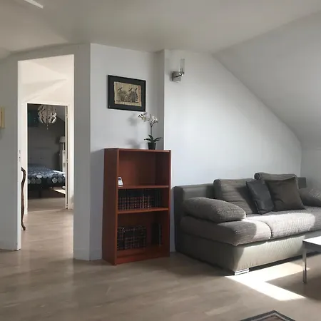 Charmant Appartement - Splendide Vue Sur Paris Montmorency Exterior photo